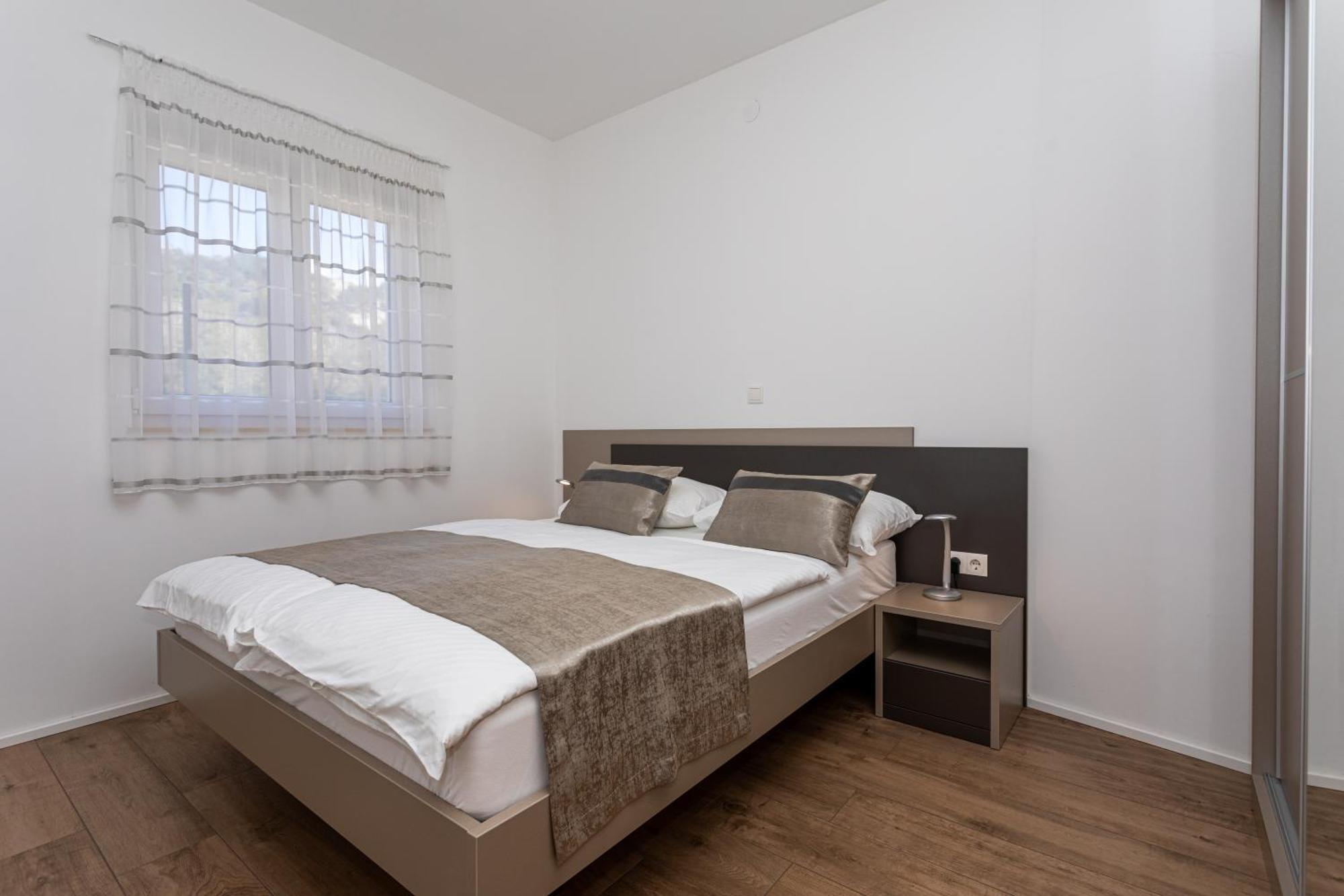 Apartments Crnekovic Tomislava 8A Baška Exterior foto